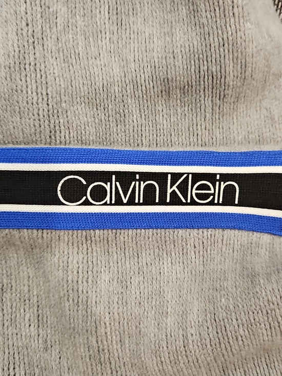 NWT Calvin Klein Gray Infinity Scarf with Blue Accent - Picture 8 of 12